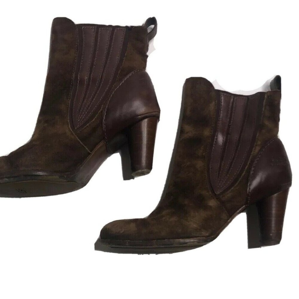 UGG Olivya Brown Leather Boots Pull On Ankle 6.5